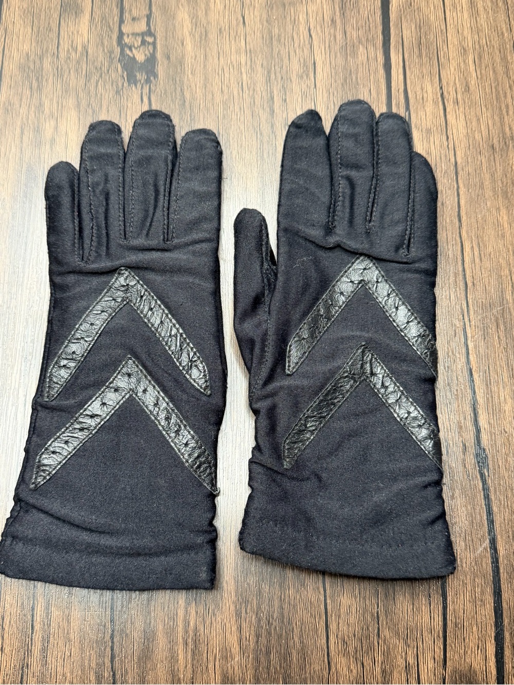 vintage Isotoner ARIS driving gloves one size
